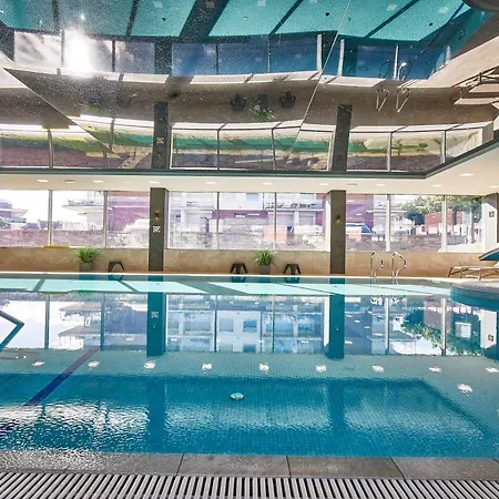 Szafirowe Z Widokiem Na Morze 5 Kryty Basen I Sauna Klifowa Apartament